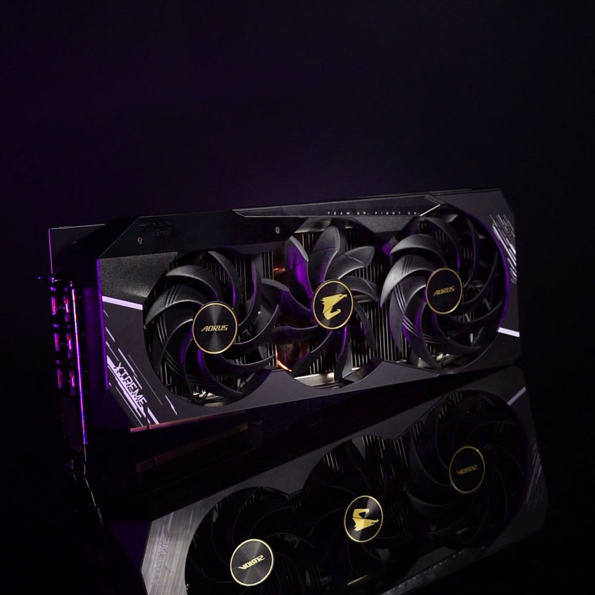 Card màn hình Gigabyte RTX 3080 AORUS XTREME-10GD