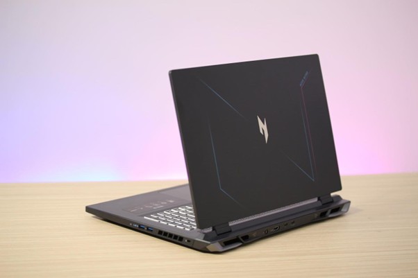 Laptop Acer Nitro 16 Phoenix