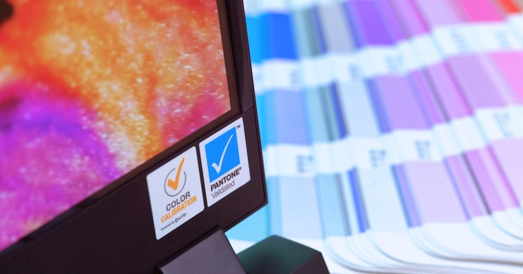 Máy tính xách tay AERO có màu sắc trung thực, đạt được chứng nhận hiệu chuẩn màu kép đầu tiên trên thế giới